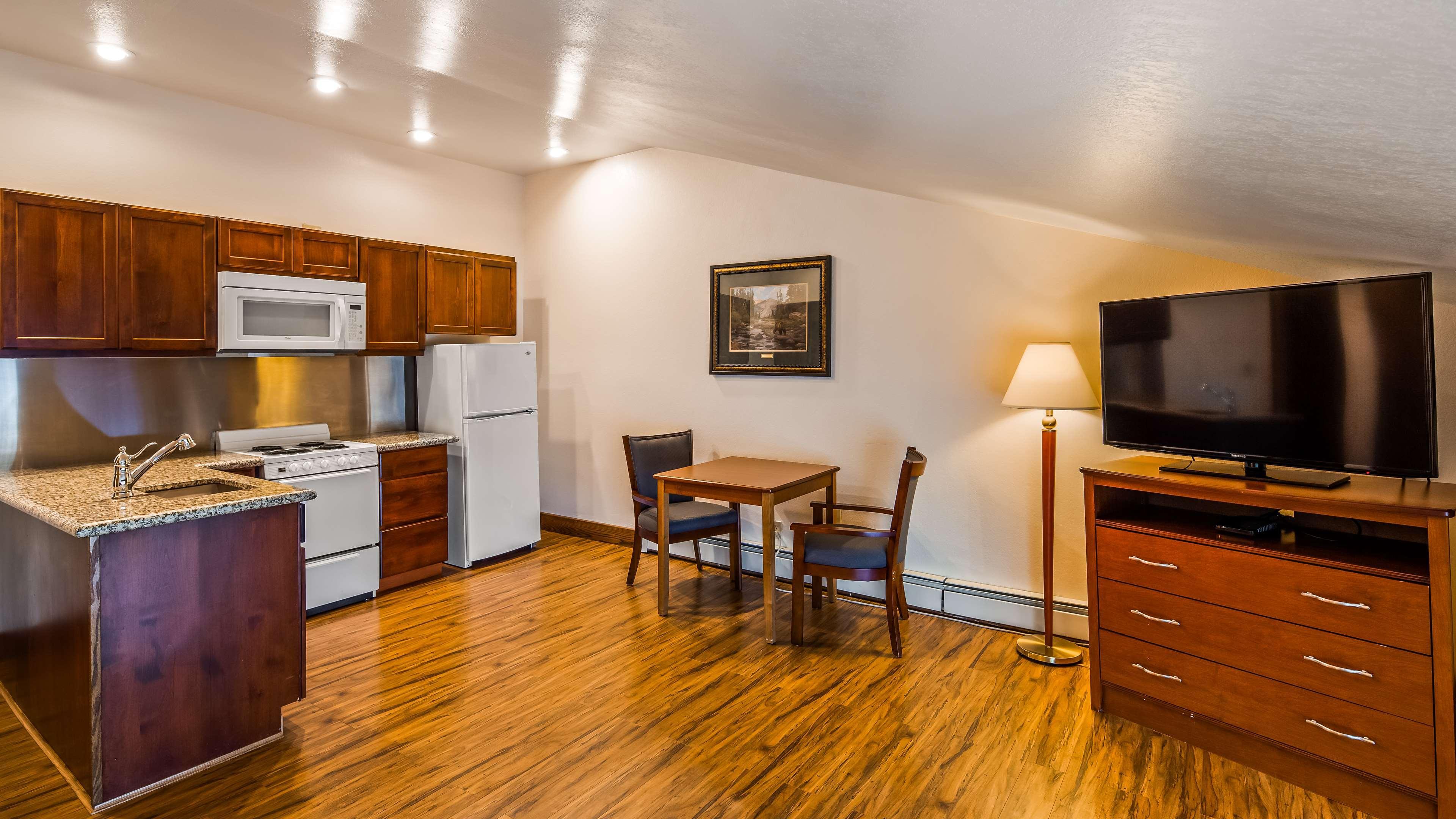 Best Western Kodiak Inn & Convention Center Extérieur photo